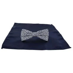 Michelsons Of London Contast Floral Bow Tie And Plain Pocket Square Set - Navy