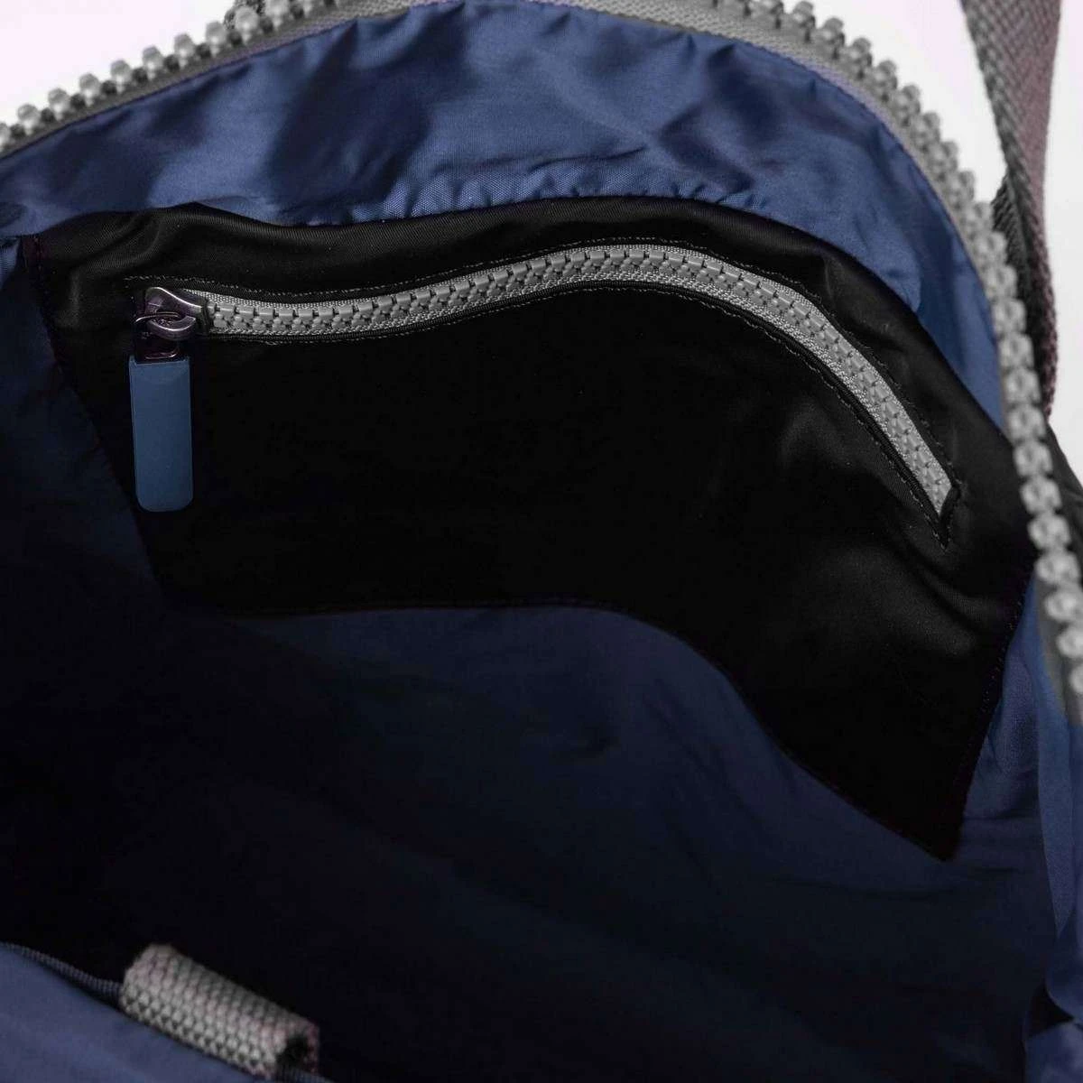 Roka Camden A Medium Sustainable Nylon Backpack - Caprinha Black - Image 3