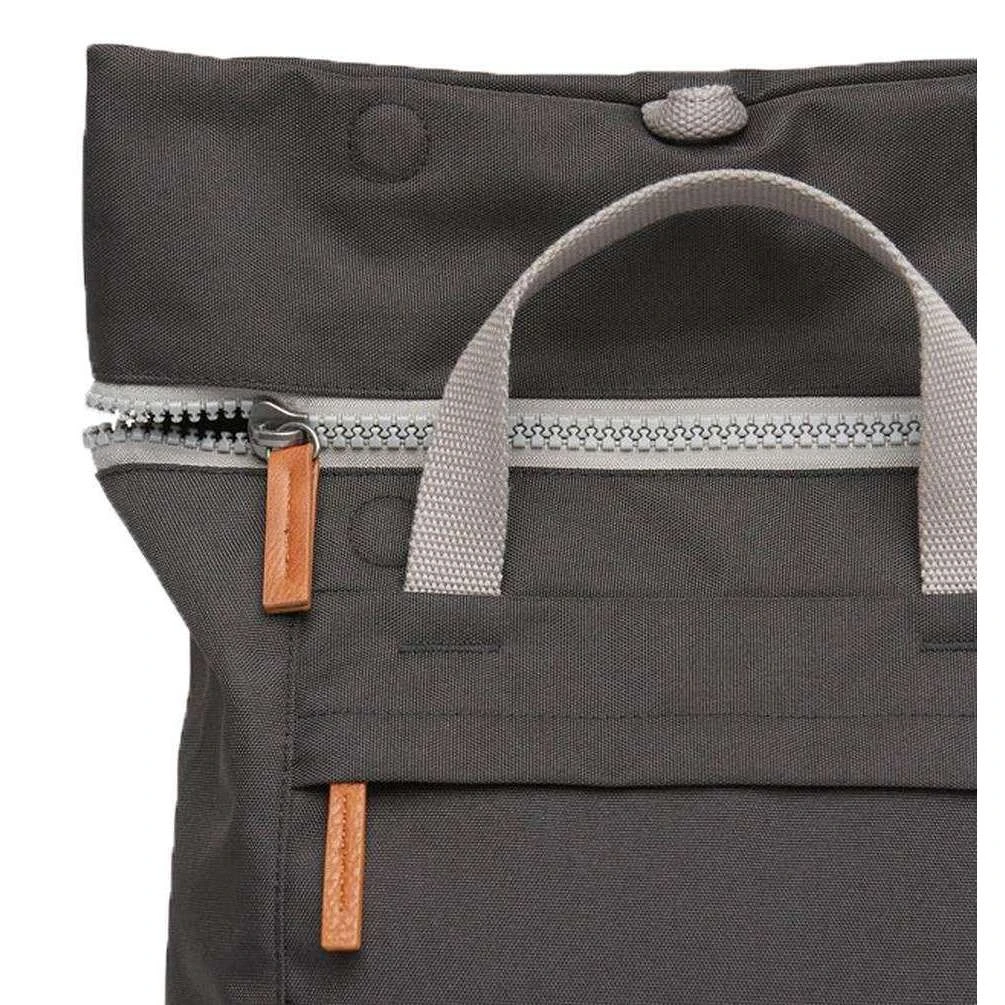 Roka Finchley A Medium Sustainable Canvas Backpack - Ash Grey - Image 5