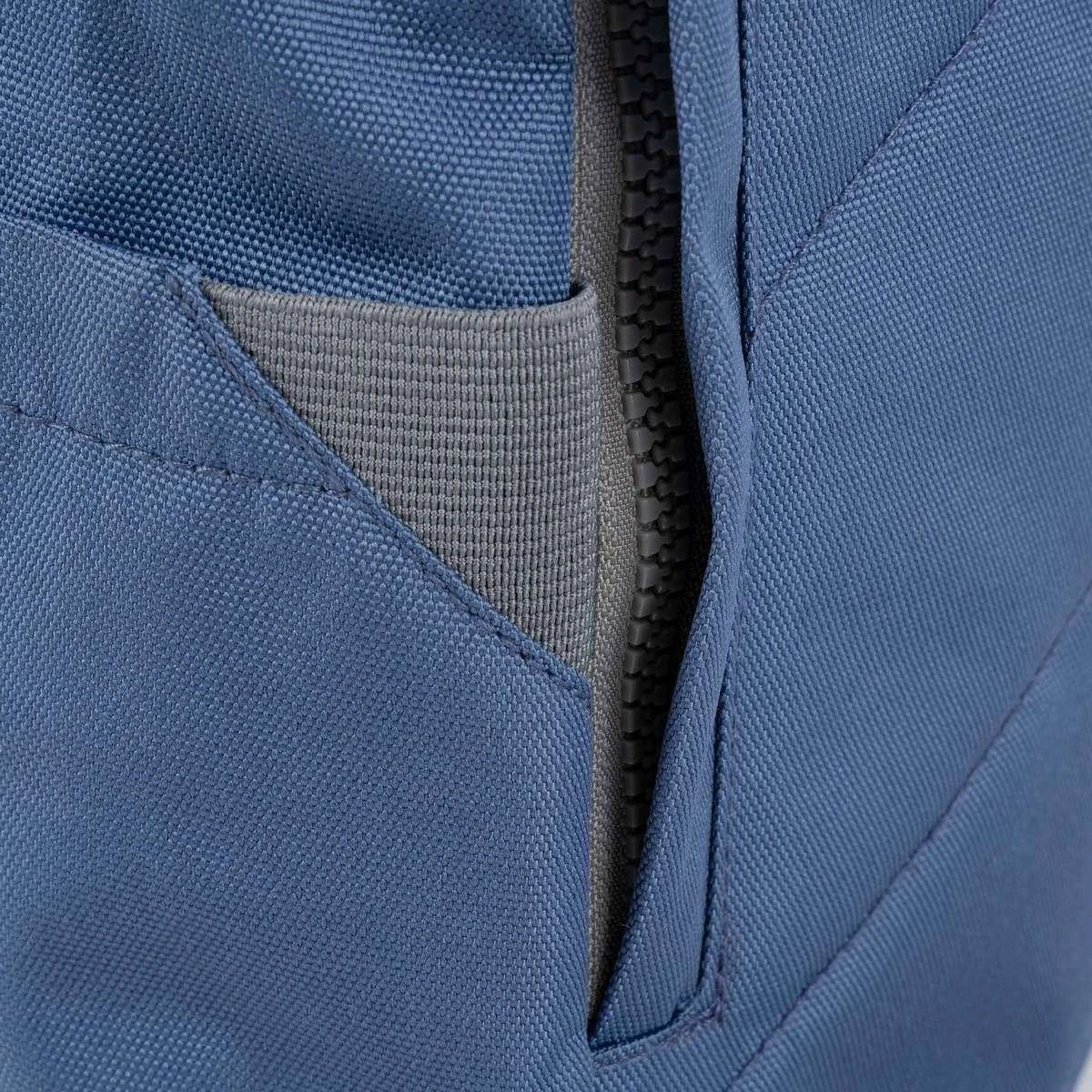 Roka Finchley A Medium Sustainable Canvas Backpack - Burnt Blue - Image 6