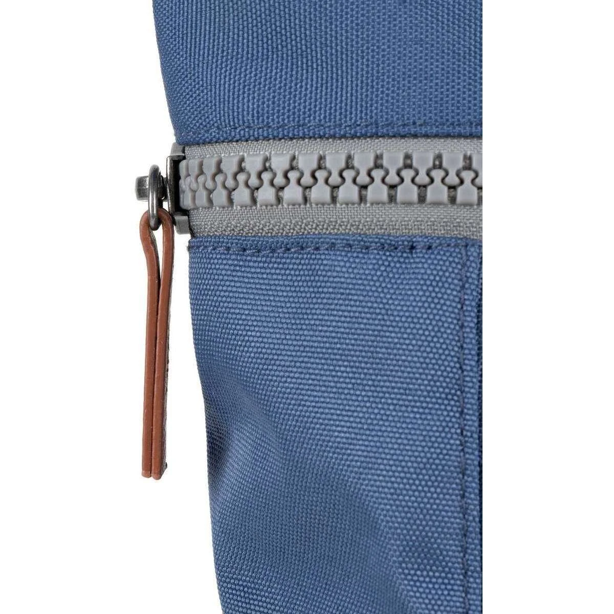 Roka Finchley A Medium Sustainable Canvas Backpack - Burnt Blue - Image 7