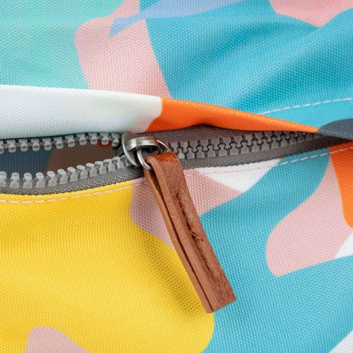 Roka Kennington B Medium Mellow Camo Sustainable Canvas Cross Body Bag - White/Blue/Orange - Image 6