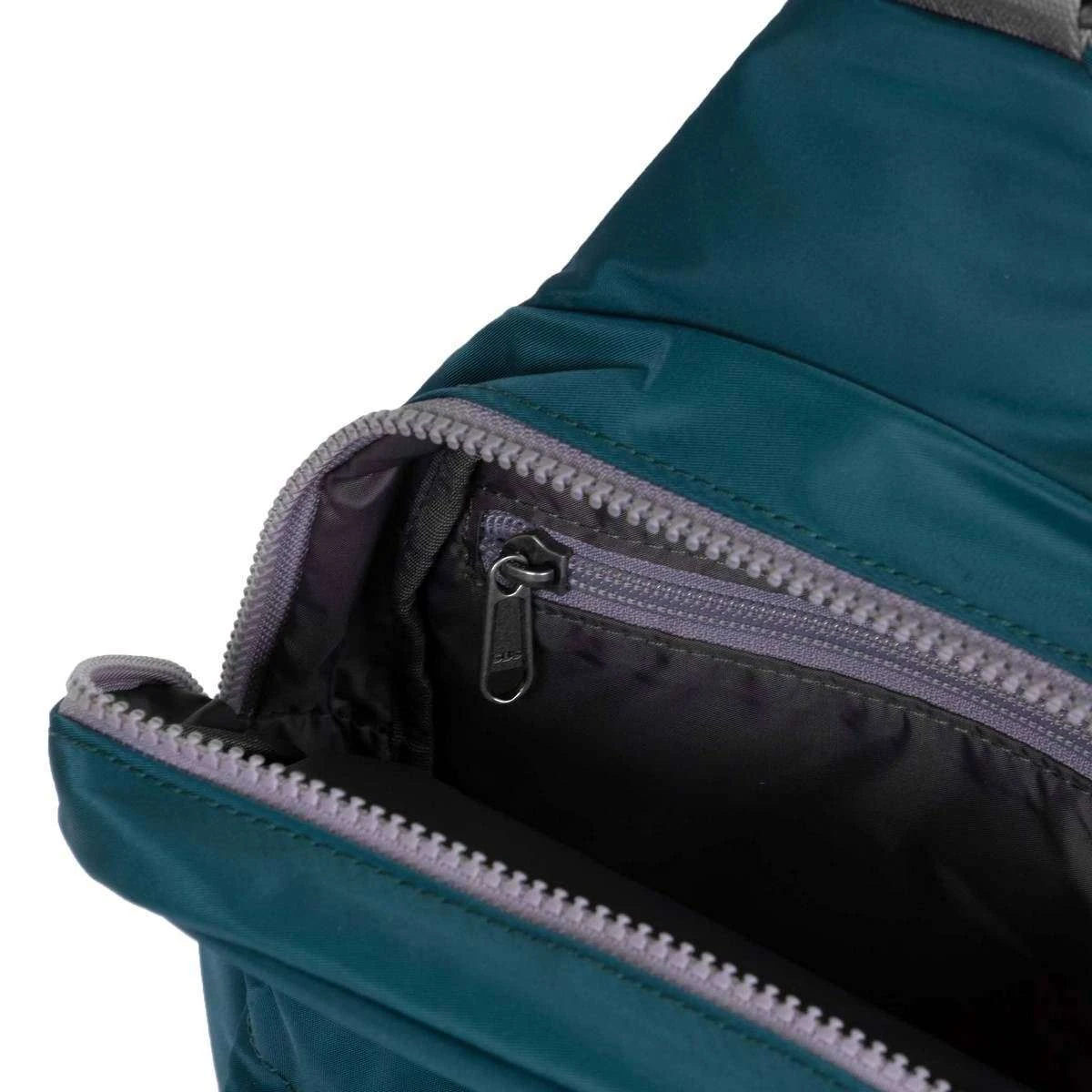 Roka Willesden B Sustainable Nylon Scooter Bag - Teal Green - Image 5